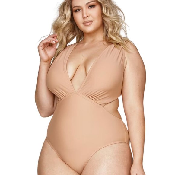 Fashion to Figure Other - NWT Garnerstyle X FTF Cutout Swimsuit -3X